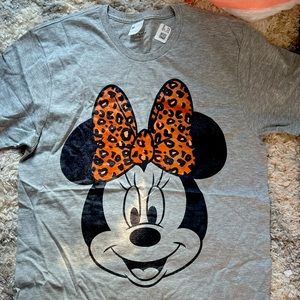 NWT! Disney Mickey And Friends Minnie Mouse Leopard Bow Portrait T-Shirt